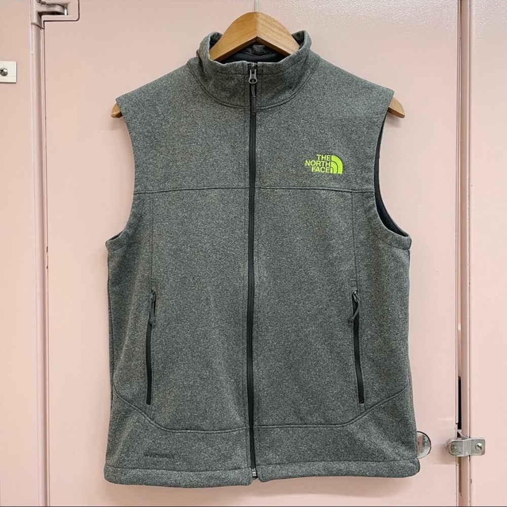 The North Face Windwall vest